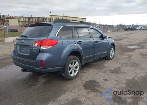 2013 Subaru Outback 2.5I Premium from USA, damaged, VIN 4S4BRBCC8D3324426